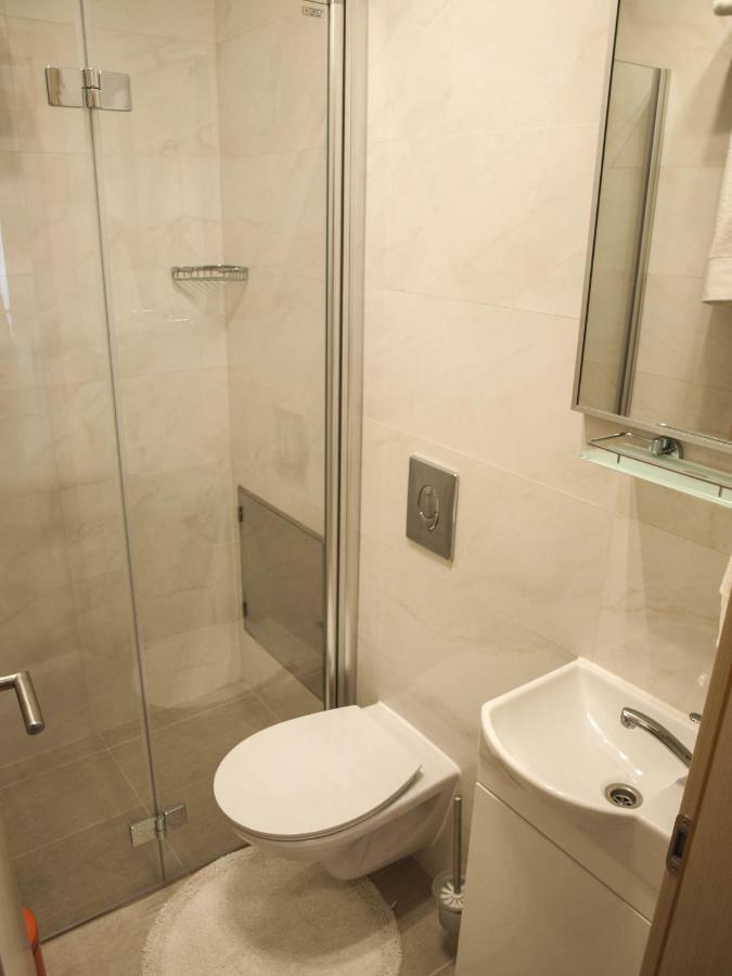 דירות House Nataniel In Omis Near Sea מראה חיצוני תמונה