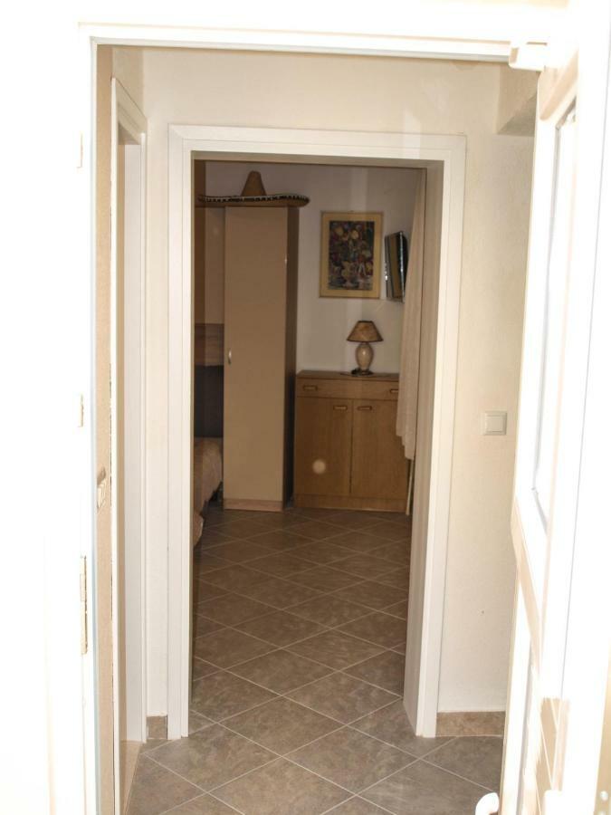 דירות House Nataniel In Omis Near Sea מראה חיצוני תמונה